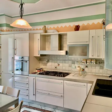 Daire Le Ninfee Holiday House *